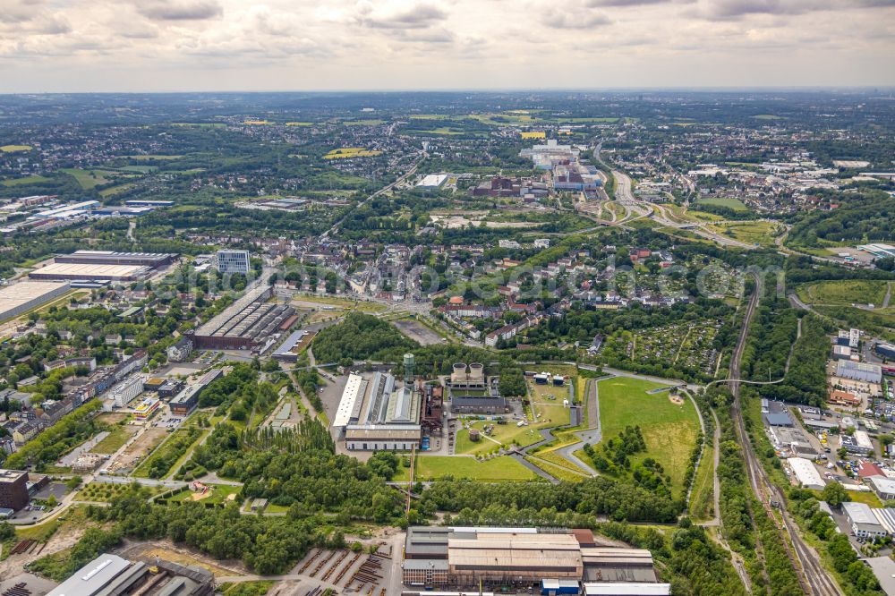 Aerial image Bochum - Building the event hall Jahrhunderthalle in Bochum Westpark in District Stahlhausen in Bochum at Ruhrgebiet in North Rhine-Westphalia, Germany