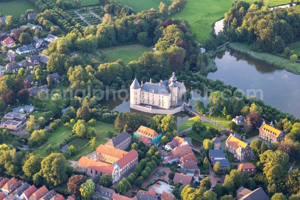 Borken from the bird's eye view: Building of the education and training center Jugendburg Gemen in the district Gemen in Borken in the state North Rhine-Westphalia, Germany