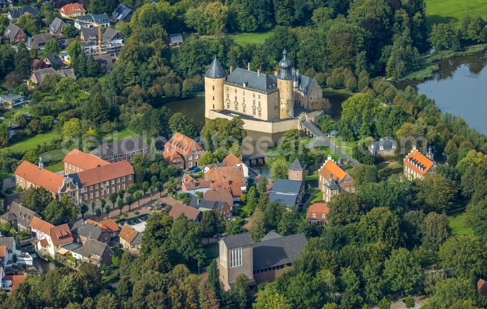 Aerial photograph Borken - Building of the education and training center Jugendburg Gemen in the district Gemen in Borken in the state North Rhine-Westphalia, Germany