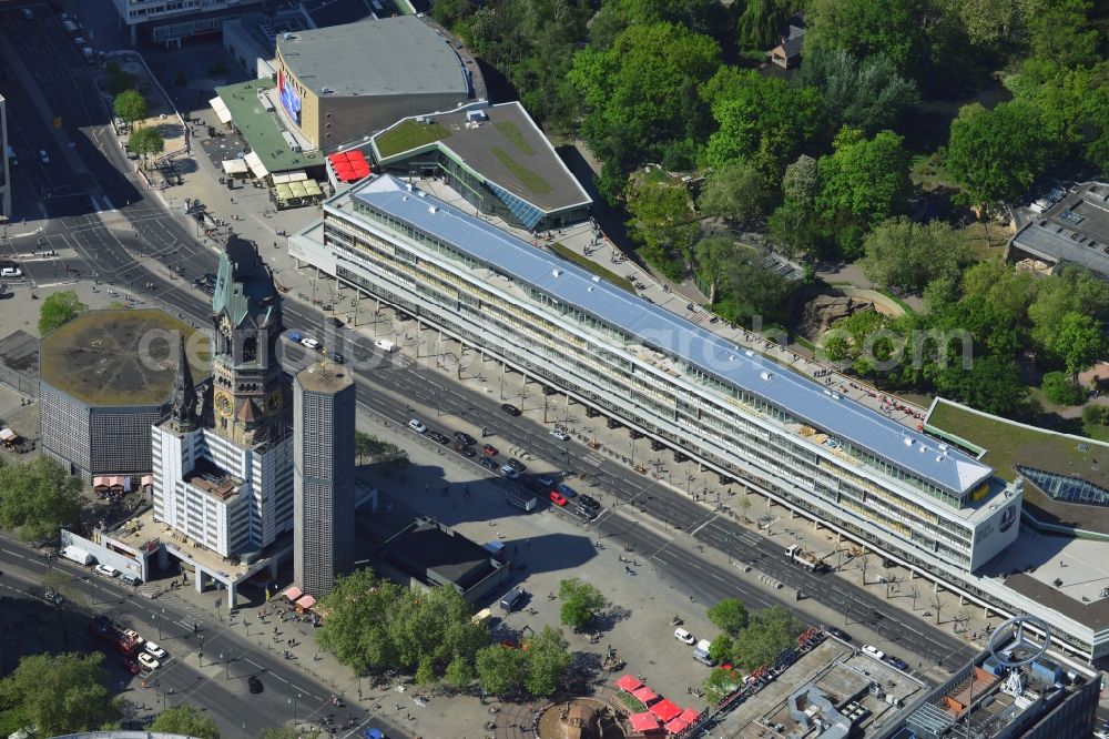 Aerial image Berlin - Partial view of the city at the City West Breitscheidplatz with the Kudammm in Berlin - Charlottenburg. With the overview of the city area between the high-rise Europa Center, Zoofenster, building ensemble Bikini - house opposite the ruins of the Kaiser Wilhelm Memorial Church