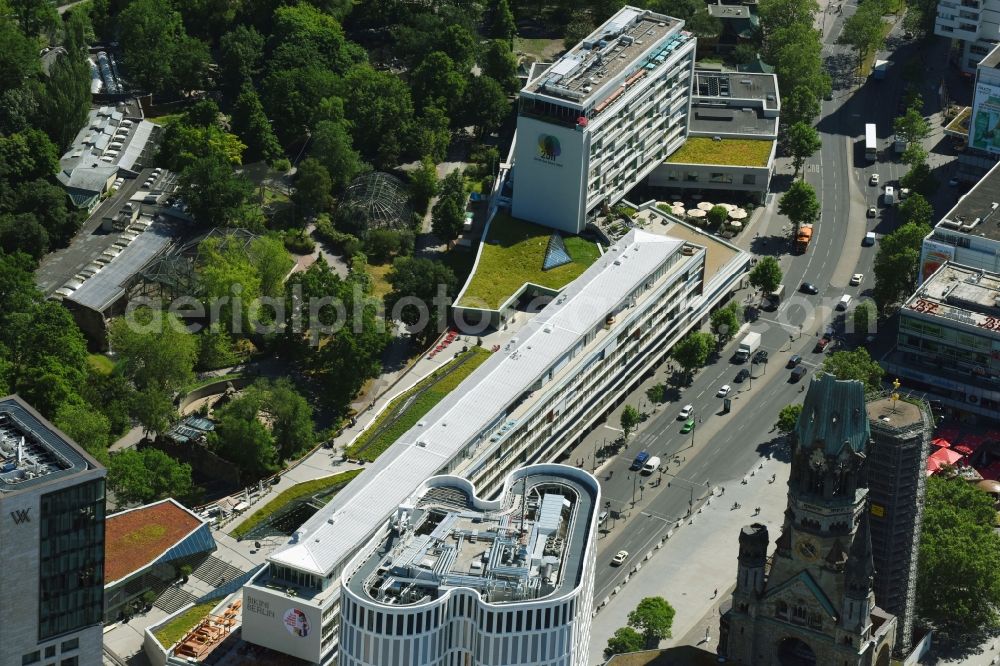 Aerial photograph Berlin - Partial view of the city at the City West Breitscheidplatz with the Kudammm in Berlin - Charlottenburg. With the overview of the city area between the high-rise Europa Center, Zoofenster, building ensemble Bikini - house opposite the ruins of the Kaiser Wilhelm Memorial Church