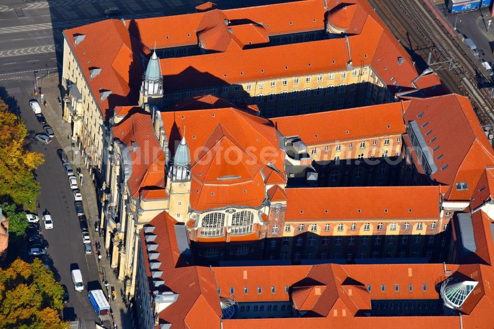 Aerial image Berlin - Building complex of the court Amtsgericht Mitte and Landgericht Berlin - Dienststelle Littenstrasse in district Mitte in Berlin, Germany