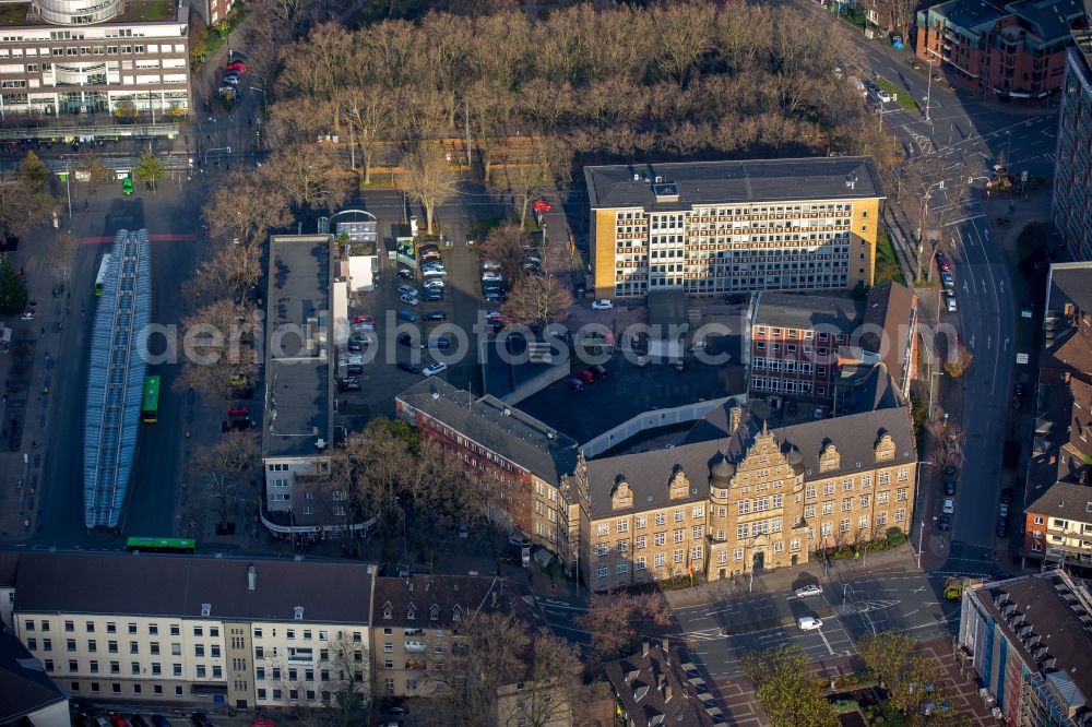 Aerial photograph Oberhausen - Building complex of the administrative court on Poststrasse of Oberhausen in the state of North Rhine-Westphalia