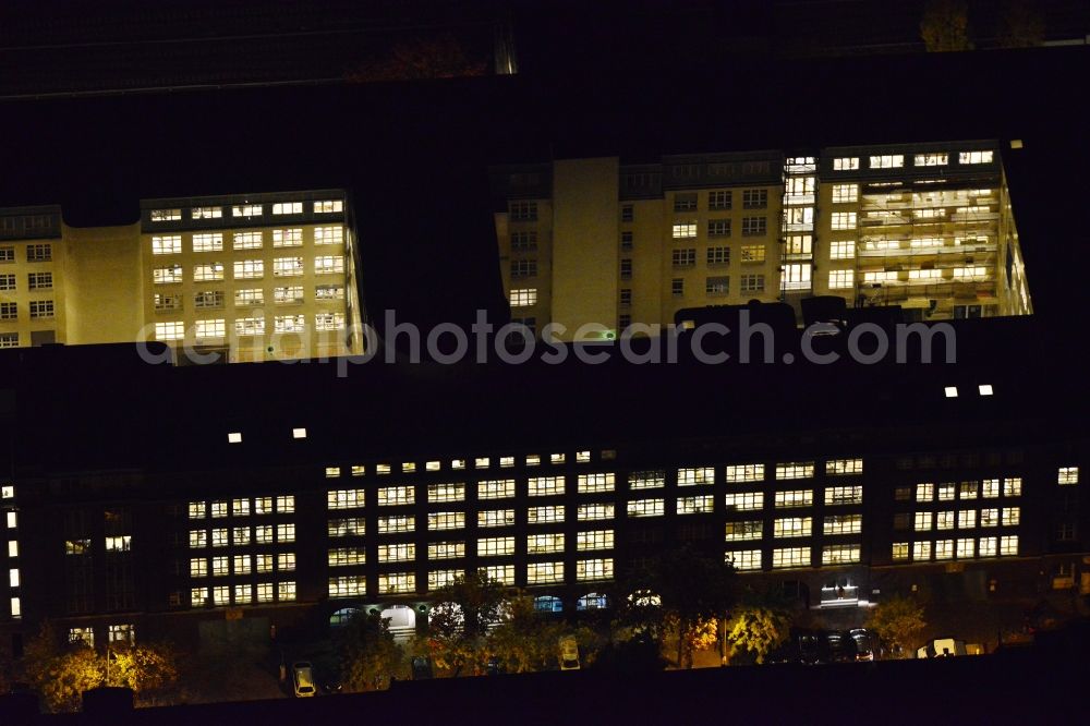 Aerial photograph Berlin - Night image with a view over the complexat the Bahnhofstrasse 11-17 in Friedrichshain in Berlin. It's a project of the Zalando Customer Service DACH GmbH & Co. KG