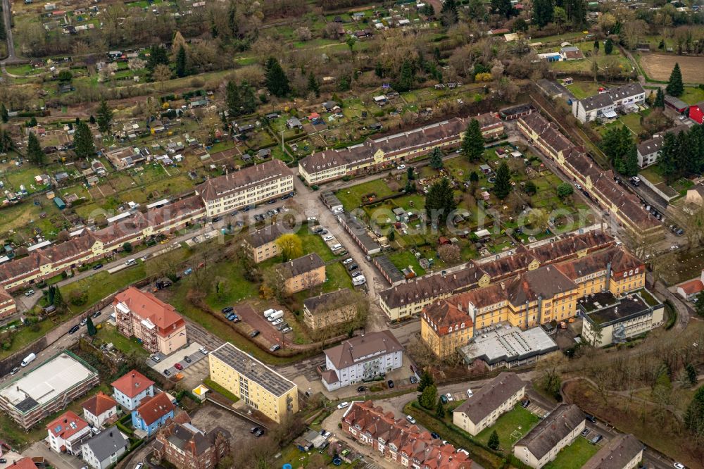 Aerial image Lahr/Schwarzwald - Building complex of the Vocational School of Badische Malerfachschule with Bundesfachschule fuer Werbetechnik on Ludwig-Frank-Strasse in Lahr/Schwarzwald in the state Baden-Wurttemberg, Germany