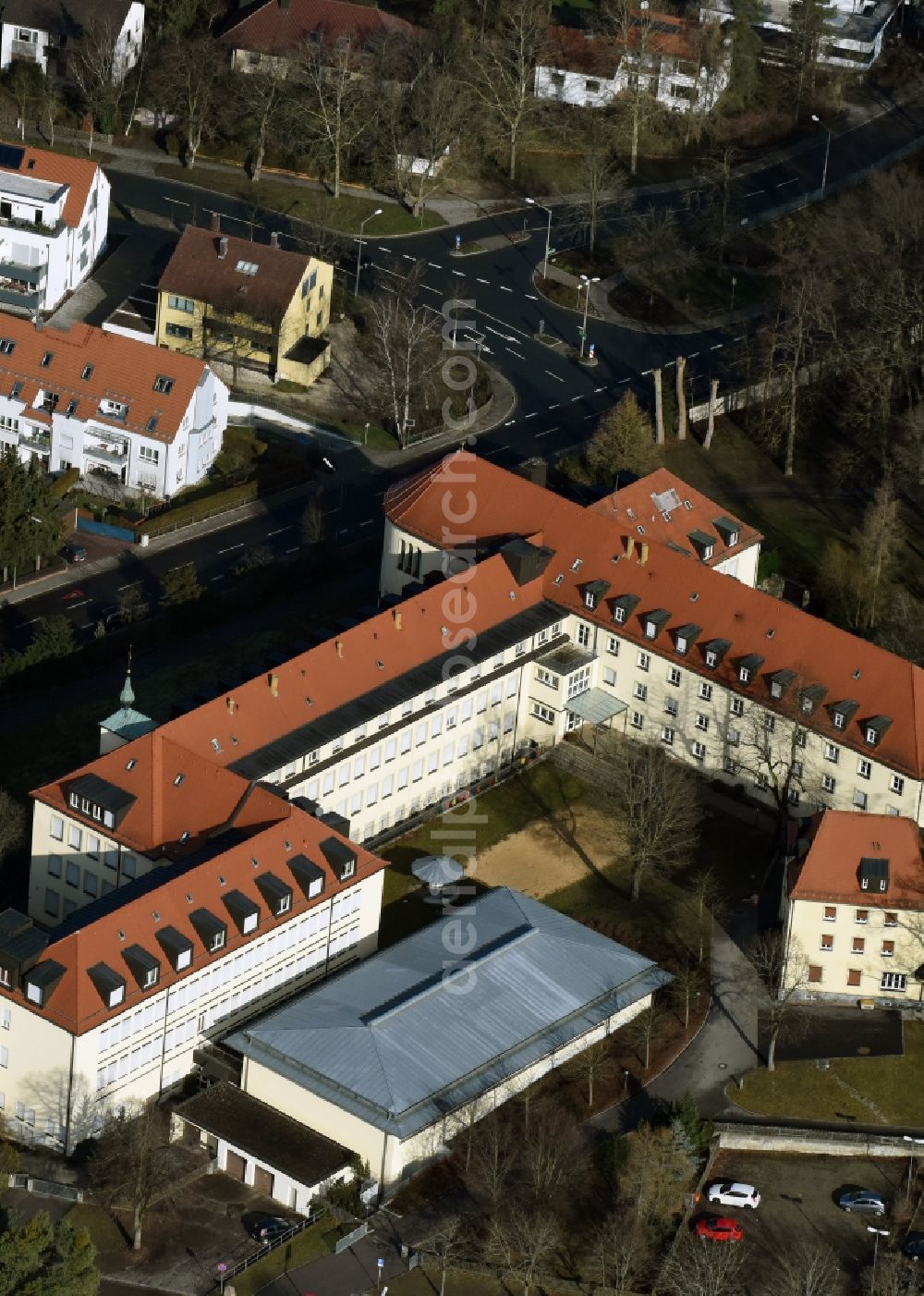 Aerial photograph Neumarkt in der Oberpfalz - Building complex of the Vocational School Berufliche Schulen Haus St. Marien gemeinnuetzige GmbH on Badstrasse in Neumarkt in der Oberpfalz in the state Bavaria