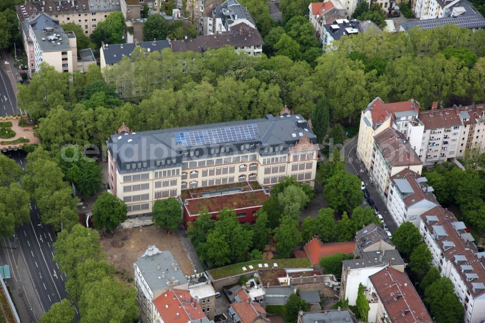 Aerial image Mainz - Building complex of the Vocational School Feldbergschule in Mainz in the state Rhineland-Palatinate, Germany