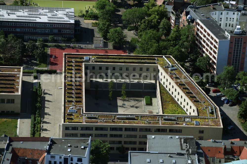 Berlin from above - Building complex of the Vocational School OSZ Koerperpflege on Schillerstrasse in Berlin