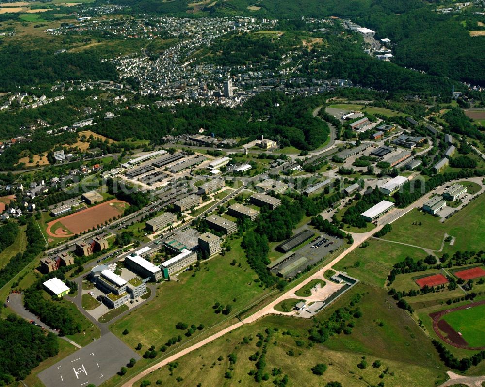 Idar-Oberstein from above - Building complex of the German army - Bundeswehr military barracks of the artillery school in the Klotzbergkaserne in Idar-Oberstein in the state Rhineland-Palatinate, Germany