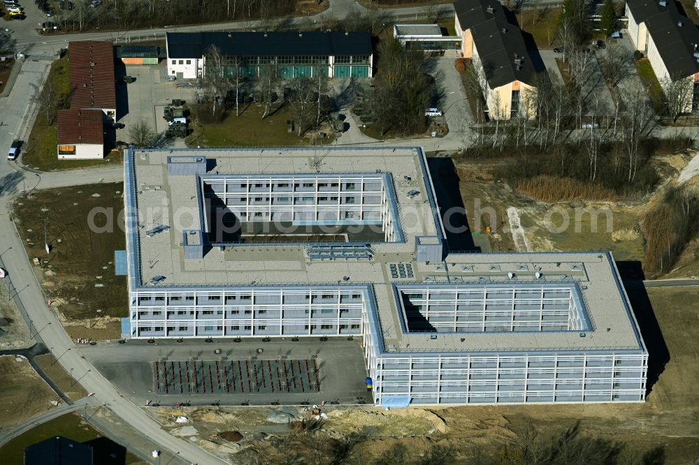 Aerial photograph Maising - Building complex of the German army - Bundeswehr military barracks General-Fellgiebel-Kaserne in Maising in the state Bavaria, Germany