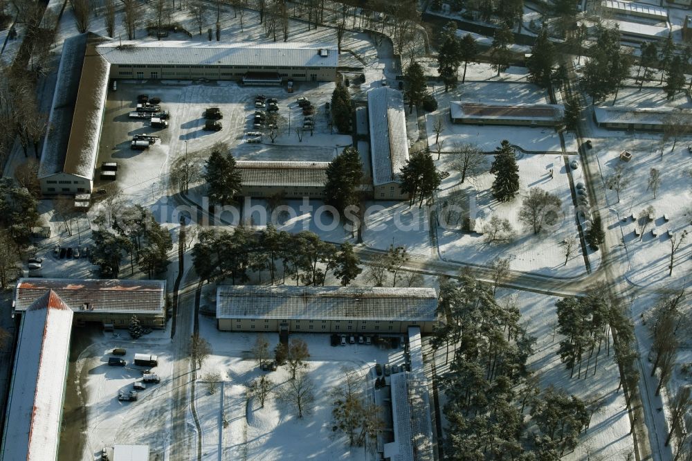 Aerial photograph Berlin - Building complex of the German army - Bundeswehr military barracks Hottengrund on Sakrower Landstrasse destrict Kladow in Berlin in Germany