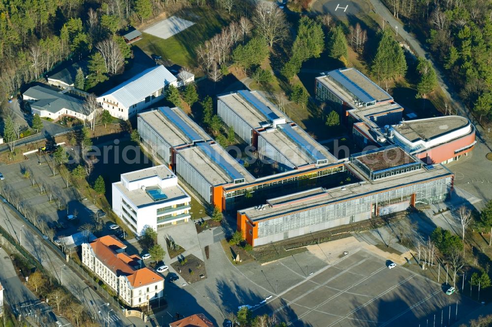 Aerial image Dresden - Building complex of the German army - Bundeswehr military barracks Offizierschule of Heeres (OSH)in the Graf-Stauffenberg-Kaserne on Marienallee in the district Albertstadt in Dresden in the state Saxony, Germany