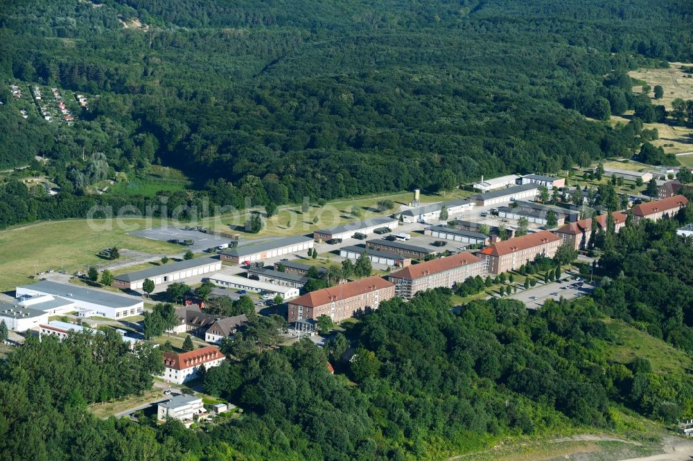 Aerial photograph Neubrandenburg - Building complex of the German army - Bundeswehr military barracks of Verbanof of Reservisten of Deutschen Bunofwehr e. V. in Neubrandenburg in the state Mecklenburg - Western Pomerania, Germany