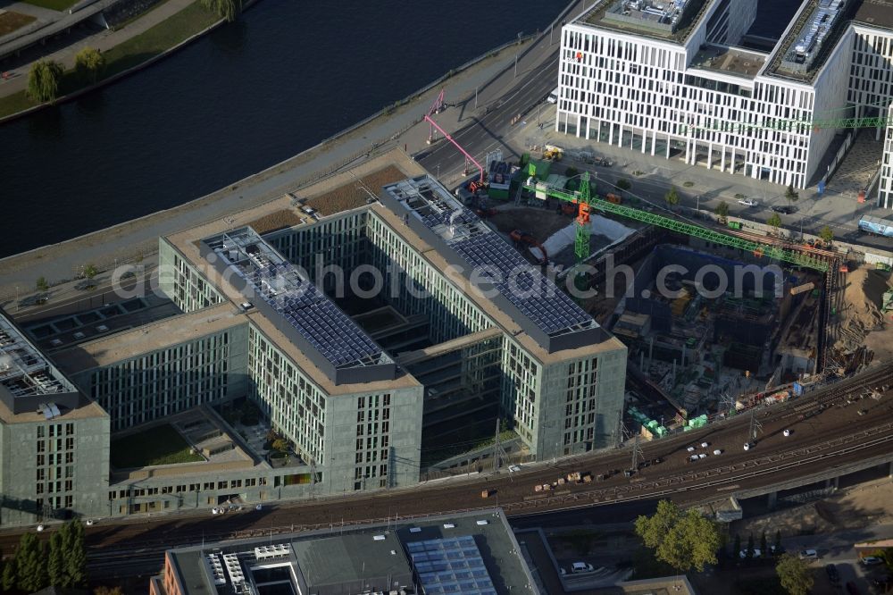 Berlin from above - Building complex of the Ministry for Education and Research BMBF on Kapelleufer in Berlin in Germany. The complex is located on the riverbank of the Spree