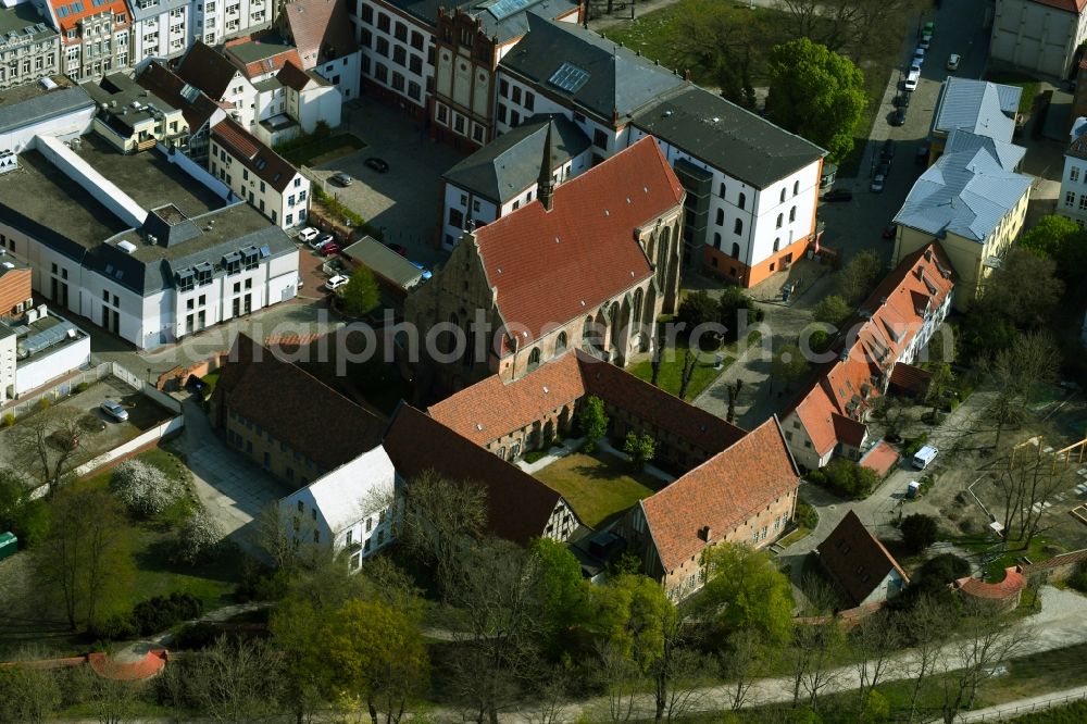 Rostock from the bird's eye view: Building complex of the former Kloster zum Heiligen Kreuz on the city wall at the monastery courtyard in Rostock in the state Mecklenburg-Western Pomerania, Germany