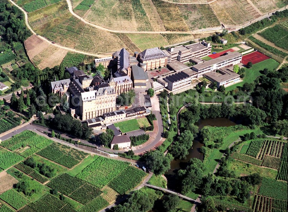 Aerial image Bad Neuenahr-Ahrweiler - Complex of buildings of the former Ursulinenklosters mountain Calvarien and today's high school, whole school and elementary school mountain Calvarien in Bad Neuenahr-Ahrweiler in the federal state Rhineland-Palatinate