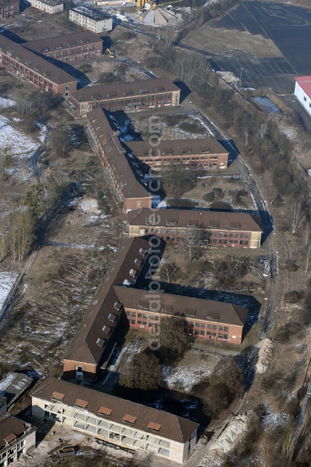 Aerial image Bernau - Building complex of the former military barracks of Heeresbekleidungsamt Schoenfelder Weg in Bernau in the state Brandenburg