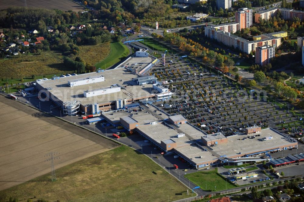 Aerial image Ahrensfelde - Building complex of the shopping center KaufPark Eiche der Unibail-Rodamco Germany GmbH in Ahrensfelde in the state Brandenburg