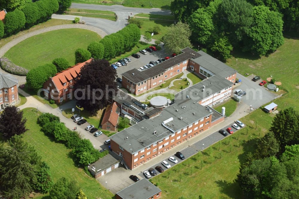 Aerial image Sülfeld - Building complex of the Institute Forschungszentrum Borstel Leibniz-Zentrum fuer Medizin and Biowissenschaften on Parkallee in the district Borstel in Suelfeld in the state Schleswig-Holstein, Germany