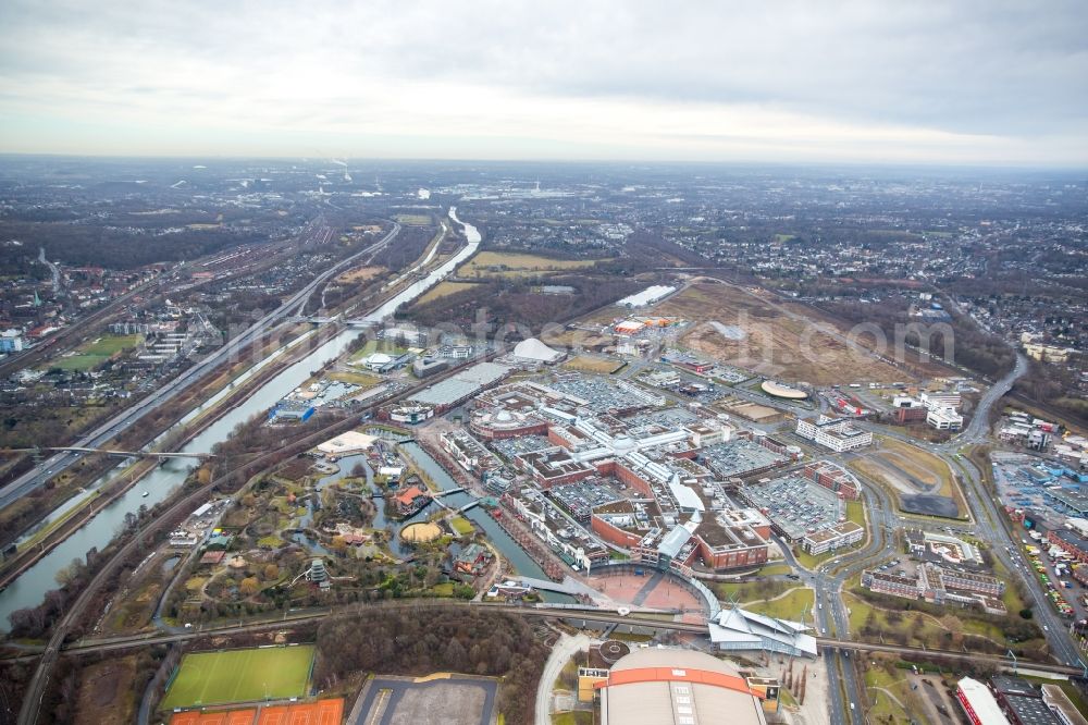 Oberhausen from above - Building complex of the shopping mall Centro in Oberhausen in the state of North Rhine-Westphalia. The mall is the heart of the Neue Mitte part of the city and is located on Osterfelder Strasse