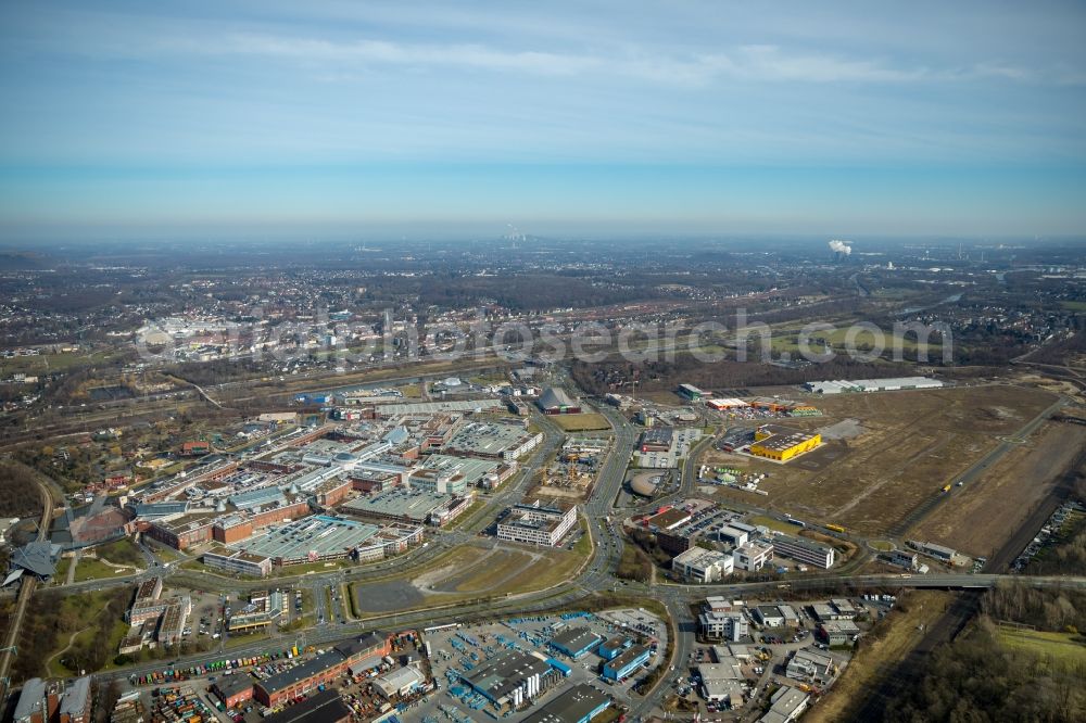 Aerial image Oberhausen - Building complex of the shopping mall Centro in Oberhausen in the state of North Rhine-Westphalia. The mall is the heart of the Neue Mitte part of the city and is located on Osterfelder Strasse