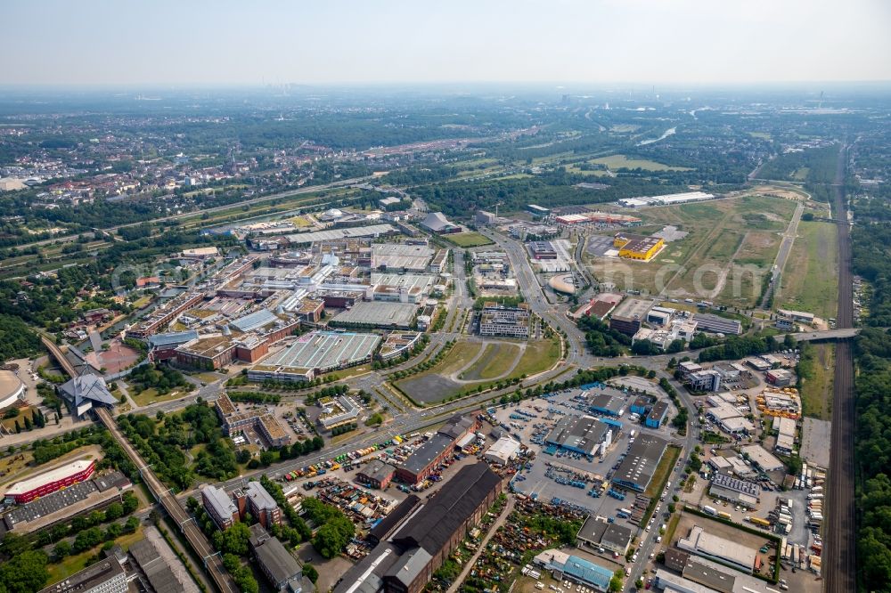 Oberhausen from the bird's eye view: Building complex of the shopping mall Centro in Oberhausen in the state of North Rhine-Westphalia. The mall is the heart of the Neue Mitte part of the city and is located on Osterfelder Strasse