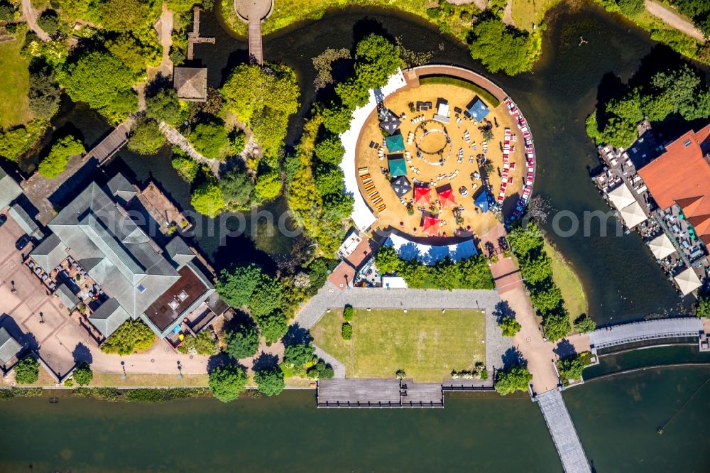 Oberhausen from above - Building complex of the shopping mall Centro in Oberhausen in the state of North Rhine-Westphalia. The mall is the heart of the Neue Mitte part of the city and is located on Osterfelder Strasse