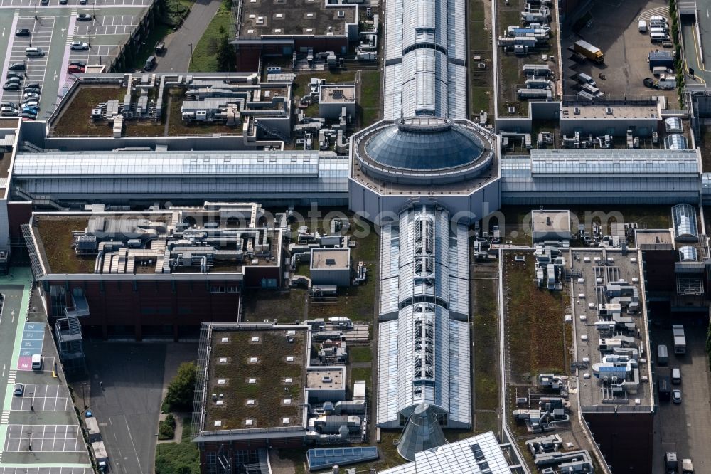 Oberhausen from above - Building complex of the shopping mall Centro in Oberhausen at Ruhrgebiet in the state of North Rhine-Westphalia