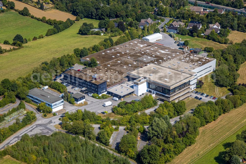 Aerial image Sprockhövel - Building complex and grounds of the automotive repair shop and car trade on Engelsfeld in the district Hobeuken in Sprockhoevel in the state North Rhine-Westphalia, Germany