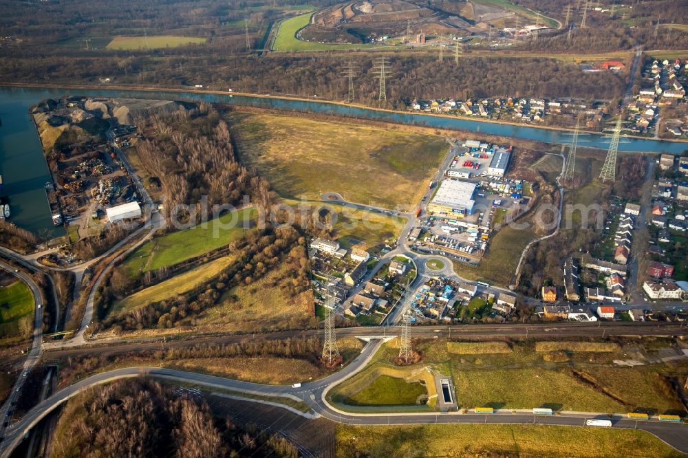 Aerial image Herne - Building complex and grounds of logistics parks Schloss Grimberg in Herne in North Rhine-Westphalia. Operator is the economic development agency Herne mbH. On the right is the port Grimberg the Rhine-Herne Canal