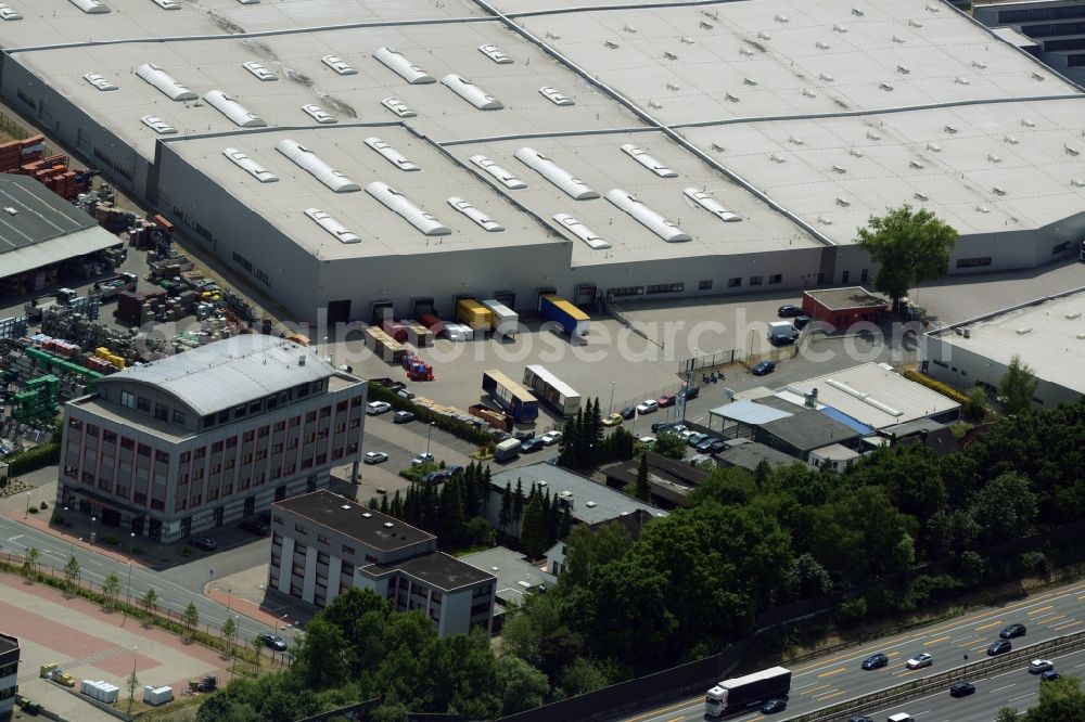 Aerial image Garbsen - Building complex and grounds of the logistics center of Arvato Systems Bertelsmann in Garbsen in the state of Lower Saxony. The large logistics centre is part of the Arvato site in Garbsen. It is located in an industrial area on Alte Ricklingerstrasse