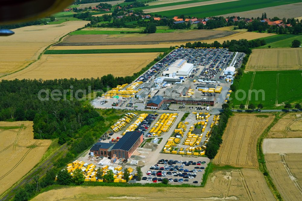 Aerial image Lüdersfeld - Building complex and grounds of the logistics center AUTOKONTOR BAYERN GmbH on street Schachtstrasse in Luedersfeld in the state Lower Saxony, Germany