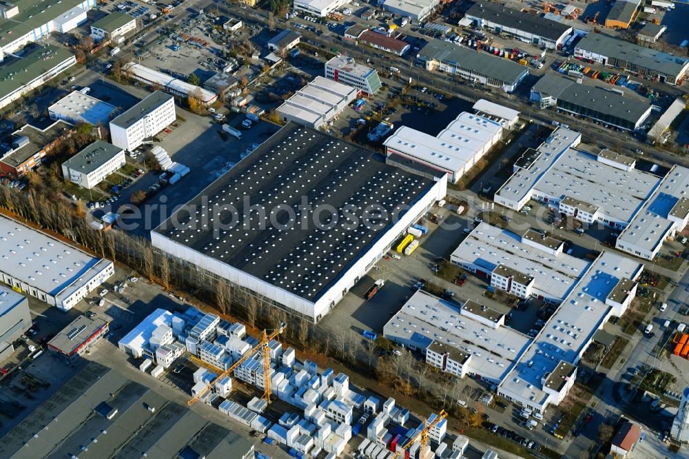 Aerial photograph Berlin - Building complex and grounds of the logistics center on Buerknersfelder Strasse in Berlin, Germany