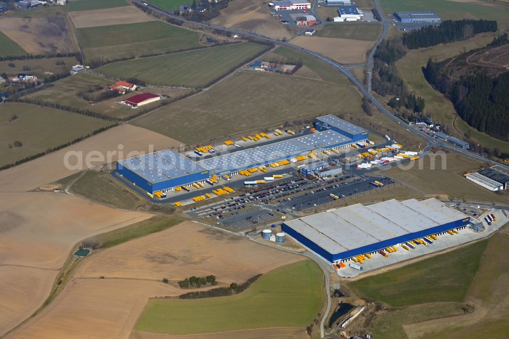 Aerial image Feilitzsch - Building complex and grounds of the logistics center of DACHSER SE on Thomas-Dachser-Strasse in Feilitzsch in the state Bavaria, Germany