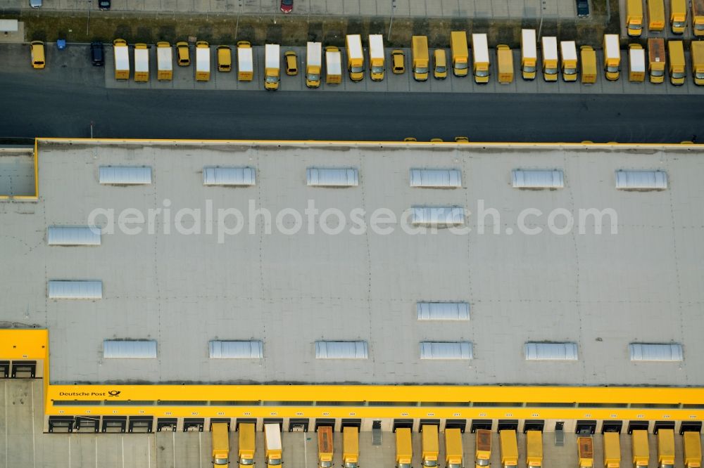 Berlin from the bird's eye view: Building complex and grounds of the logistics center der Deutschen Post - DHL im Stadtteil Britz in Berlin in Germany