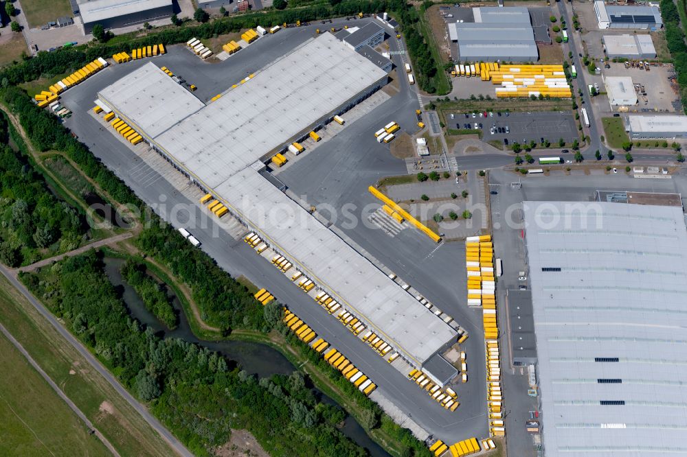 Aerial image Bremen - Building complex and grounds of the logistics center DHL Frachtzentrum Ludwig-von-Kapff-Strasse in the district Hemelingen in Bremen, Germany