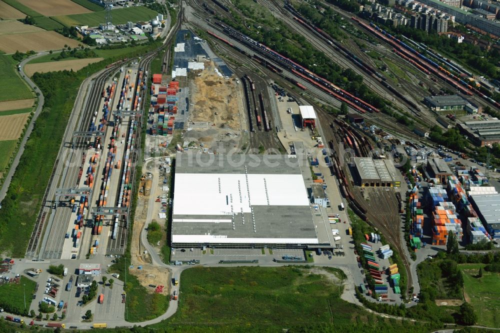 Aerial photograph Kornwestheim - Building complex and grounds of the logistics center Logistikzentrums GVZ Logistikzentrum Kornwestheim GmbH in the state of Baden-Wuerttemberg