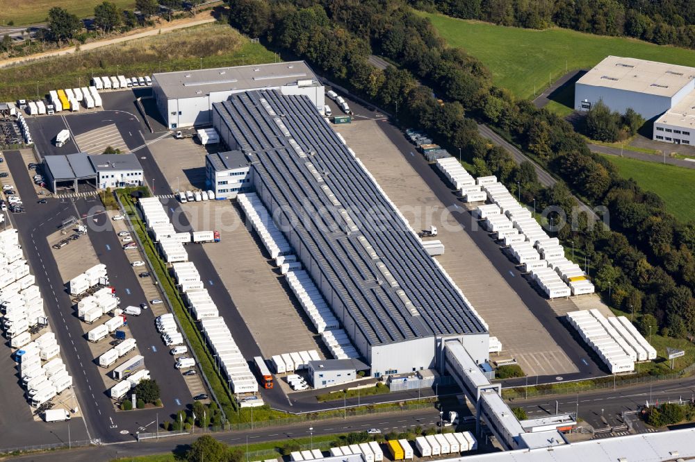 Aerial photograph Baal - Building complex and grounds of the logistics center Hermes Germany GmbH Porschestrasse in the Baal district of Hueckelhoven in the federal state of North Rhine-Westphalia