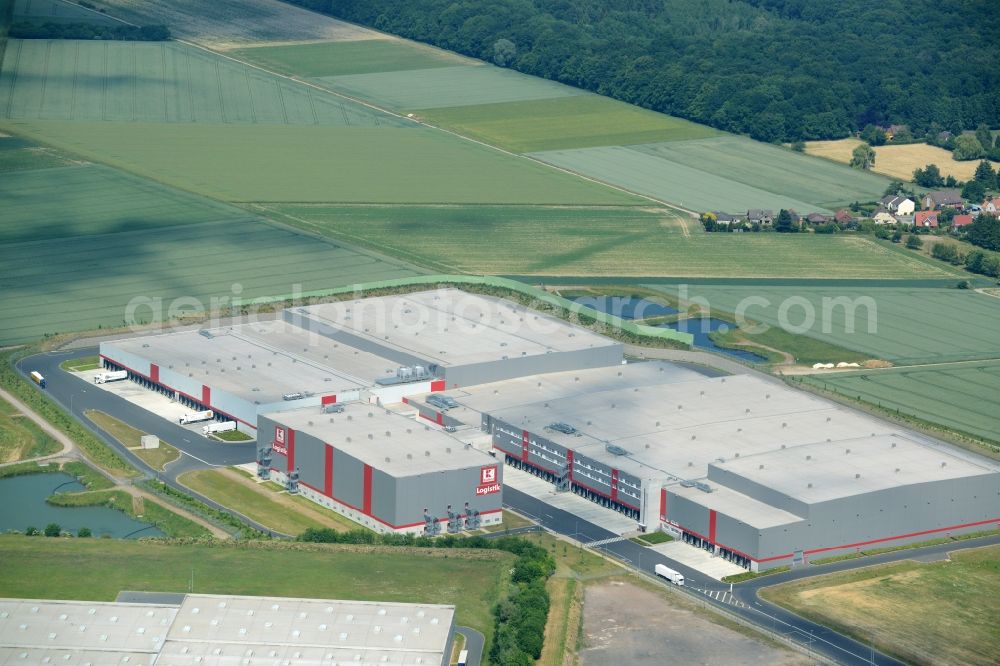 Aerial photograph Barsinghausen - Building complex and grounds of the logistics center KAUFLAND of Schwarz Beteiligungs GmbH in Barsinghausen in the state Lower Saxony