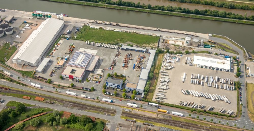 Hamm from the bird's eye view: Building complex and grounds of the logistics center of Lanfer Logistik GmbH and of HELA GmbH Hermann Lanfer Hafenstrasse in Hamm in the state North Rhine-Westphalia, Germany