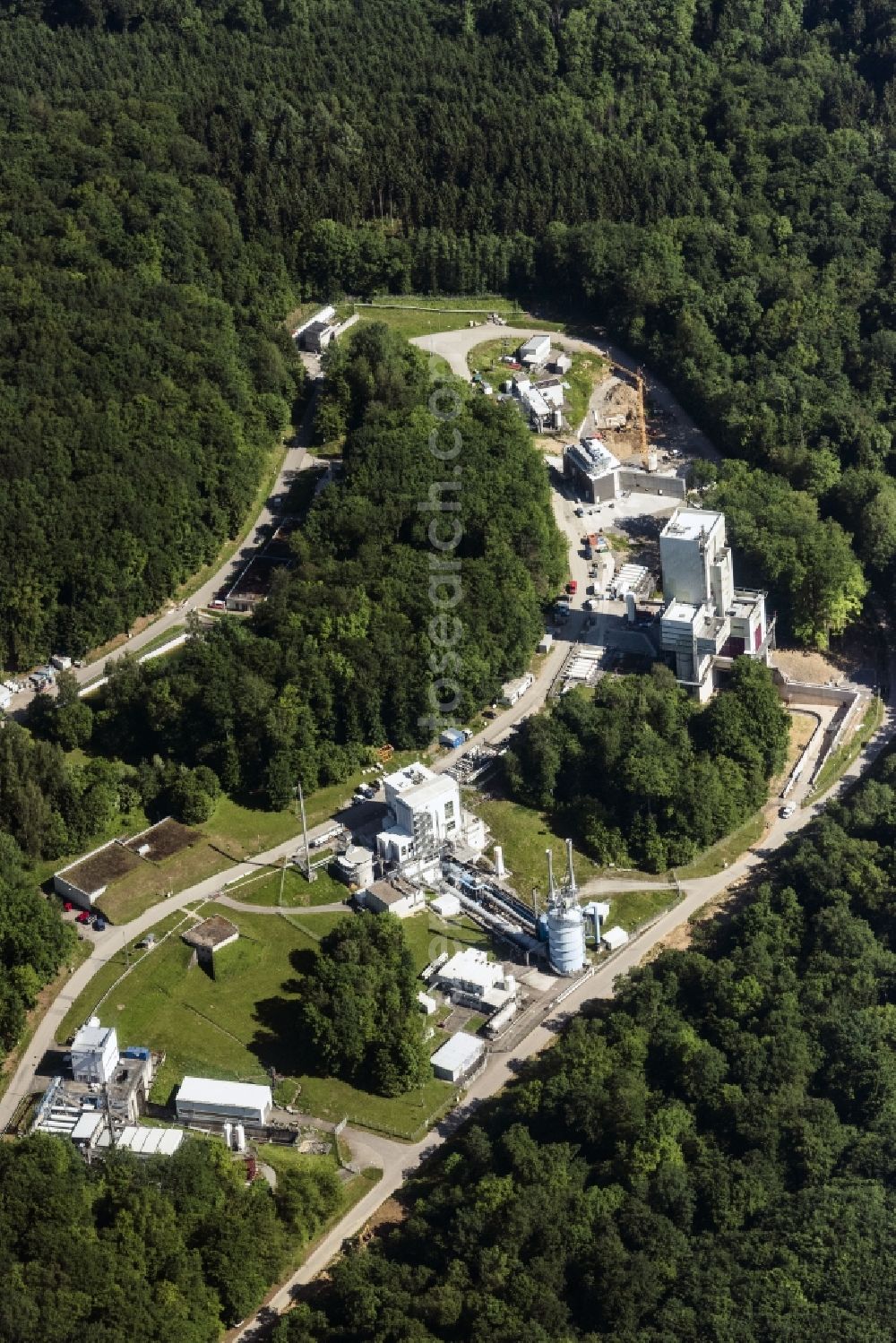 Aerial photograph Hardthausen am Kocher - Building complex and grounds of the logistics center fuer Luft and Raumfahrt (DLR) in Hardthausen am Kocher in the state Baden-Wuerttemberg, Germany