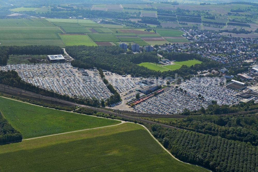 Aerial image Illingen - Building complex and grounds of the logistics center Mosolf Horst GmbH & Co. KG on Wilhelmstrasse in Illingen in the state Baden-Wuerttemberg