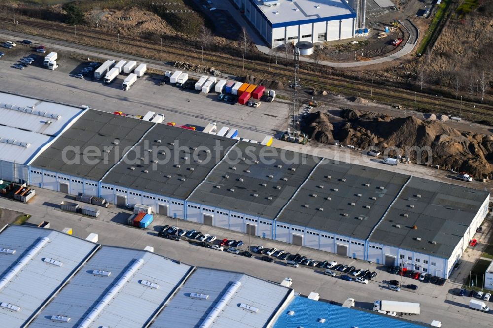 Aerial image Hoppegarten - Building complex and grounds of the logistics center of Park Property GmbH & Co.KG in of Industriestrasse in Hoppegarten in the state Brandenburg, Germany