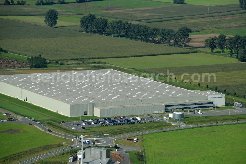 Rieste from above - Building complex and grounds of the logistics center der PSA Peugeot Citroën in the industrial area Niedersachsenpark in Rieste in the state Lower Saxony