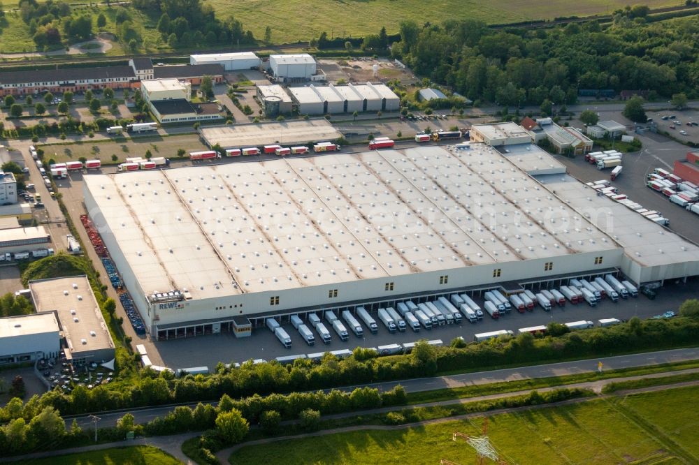 Aerial photograph Wiesloch - Building complex and grounds of the logistics center of Rewe Markt Gmbh Frische Zentrum in Wiesloch in the state Baden-Wurttemberg, Germany