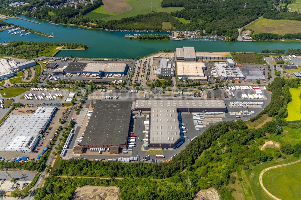 Herne from above - Building complex and grounds of the logistics center UPS Depot Herne-Boernig on Strasse Friedrich of Grosse in Herne in the state North Rhine-Westphalia, Germany