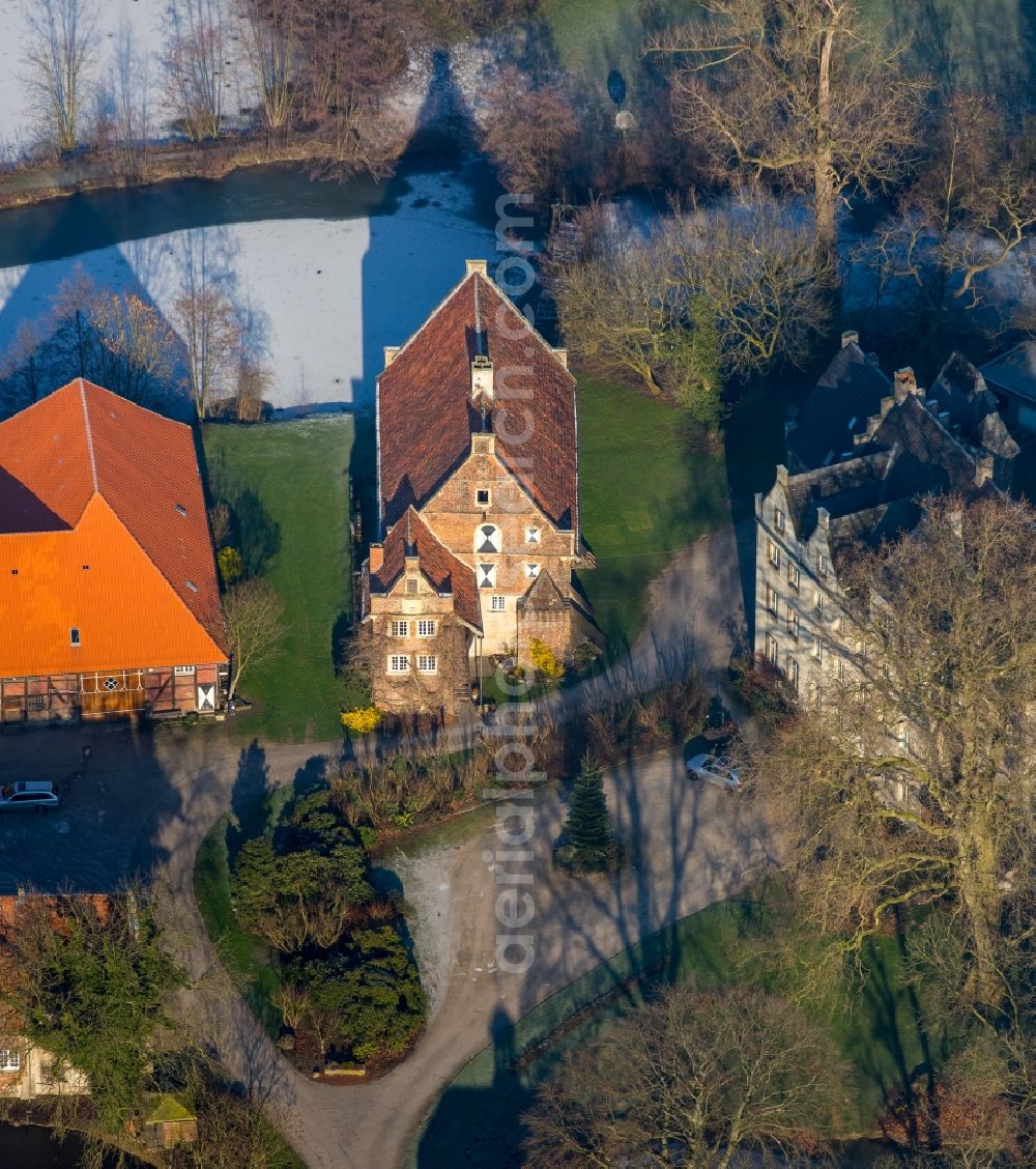 Aerial image Hamm - Building complex Ermelinghof house in the castle park in Hamm in North Rhine-Westphalia