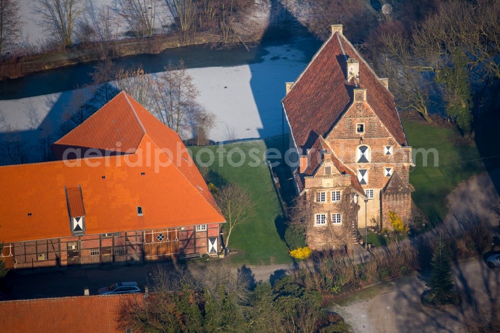 Hamm from above - Building complex Ermelinghof house in the castle park in Hamm in North Rhine-Westphalia