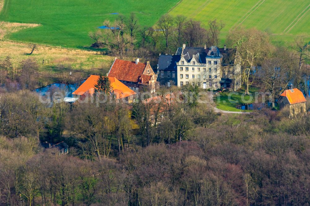 Aerial photograph Hamm - Building complex Ermelinghof house in the castle park in Hamm in North Rhine-Westphalia