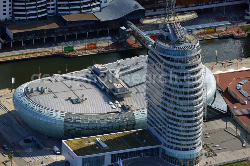 Bremerhaven from above - The high-rise building complex of Sail City Hotel and the Climate House Bremerhaven